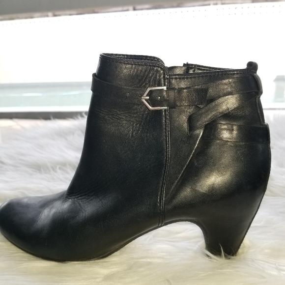 Sam Edelman Shoes - Sam Edelman Black Leather Ankle Boots